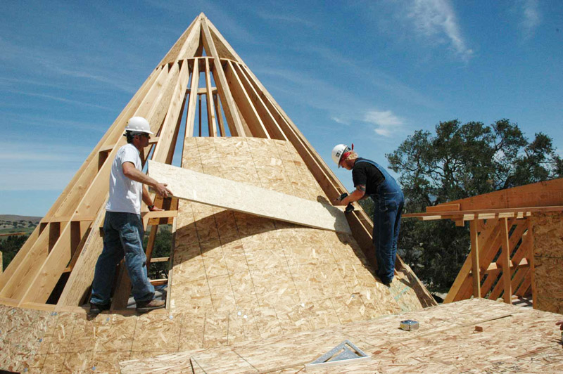Пример строительства конической крыши
